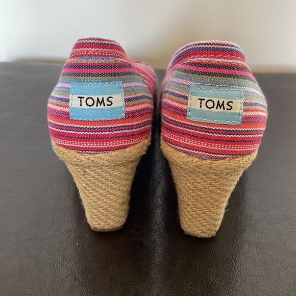 Tom’s wedges sz 7 - Picture 3 of 3
